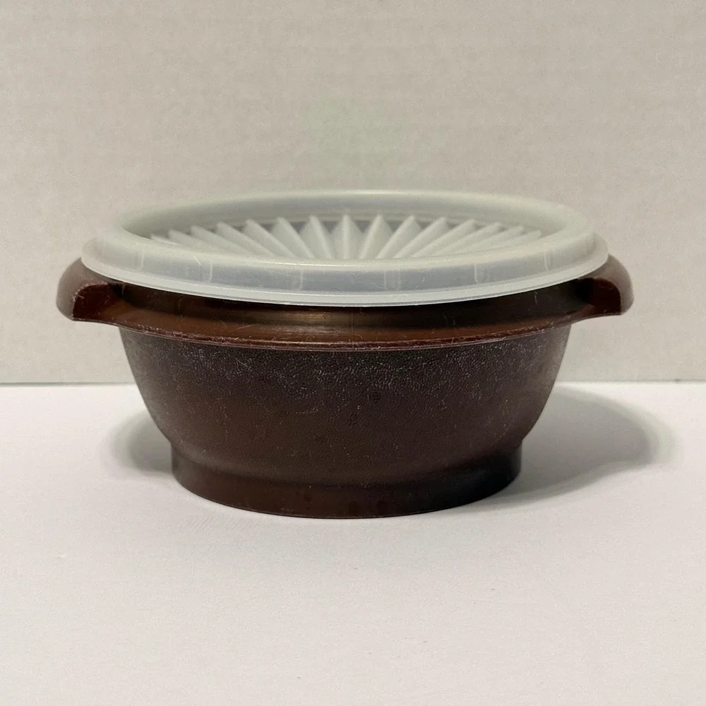 Tupperware vintage servalier